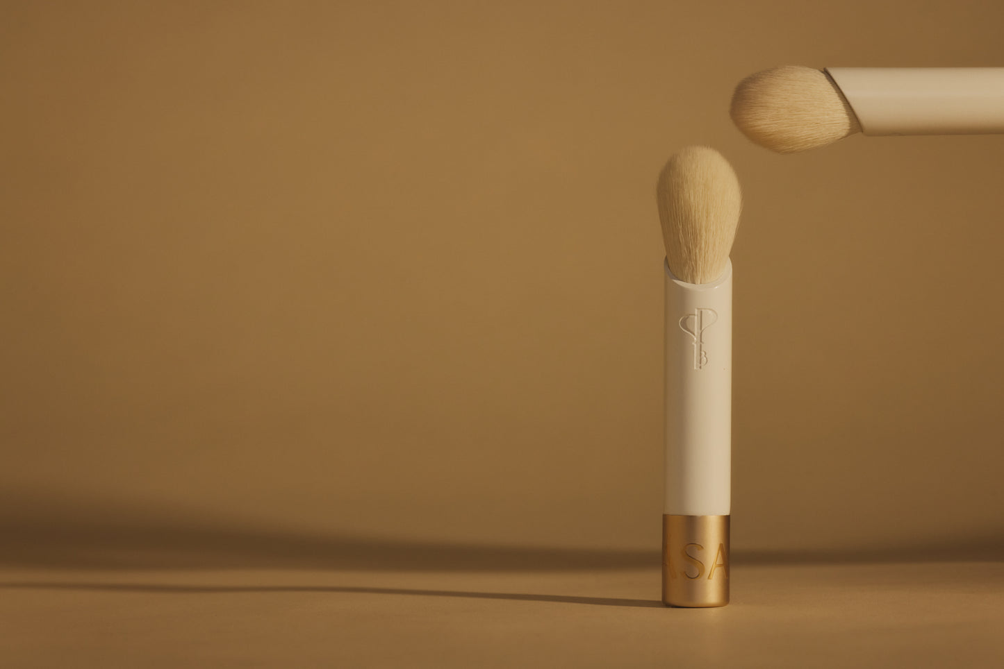 Satin Touch-Up Brush