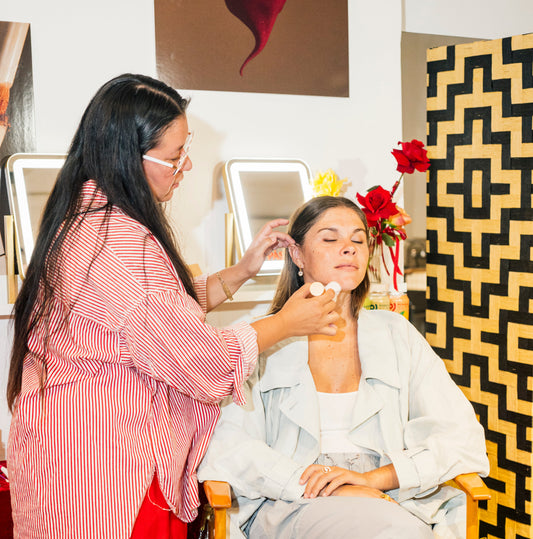 Pásame Pro: Becoming Their Makeup Artist